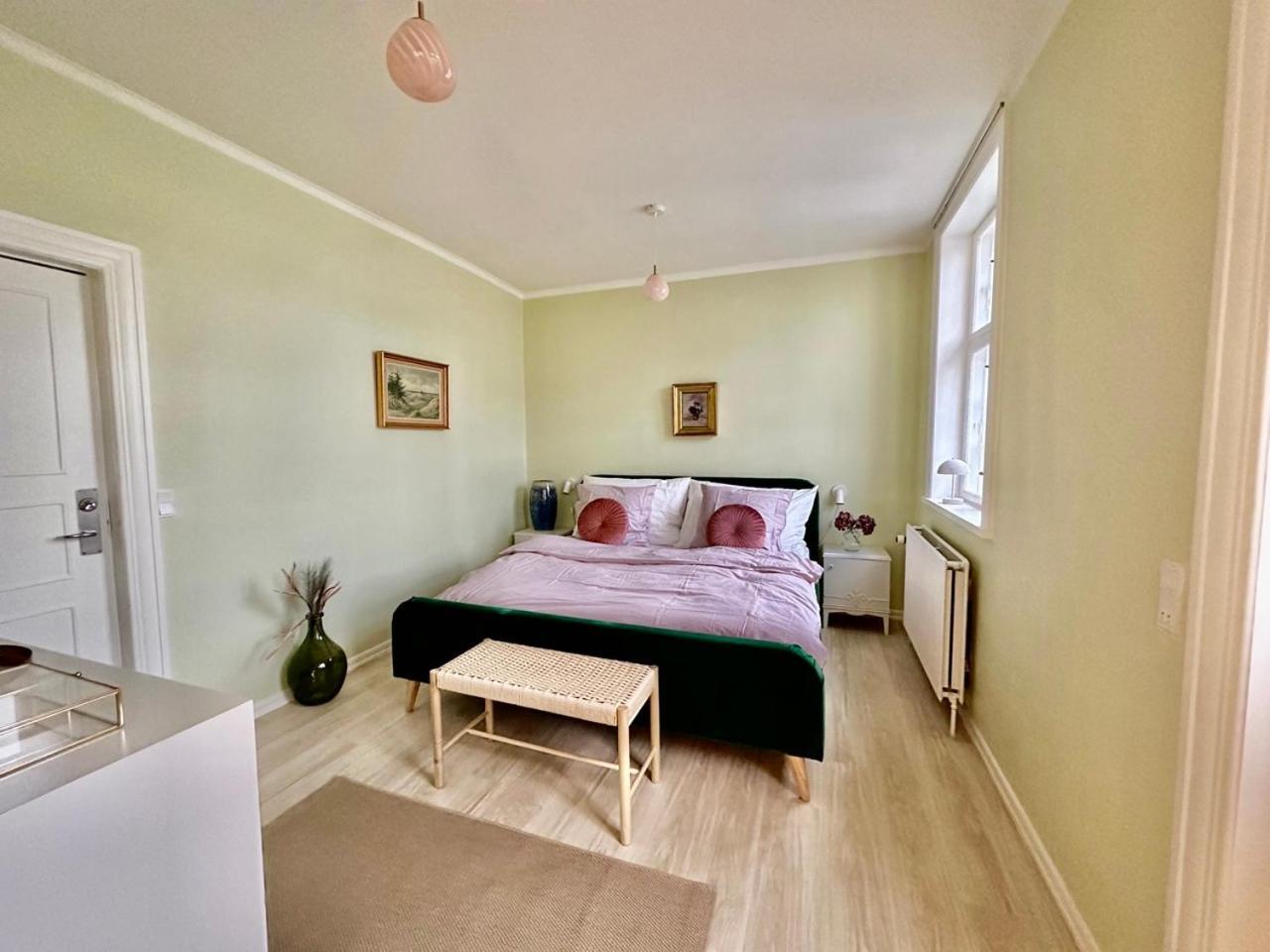 Hirtshals Gamle Station Bed and Breakfast Exteriör bild