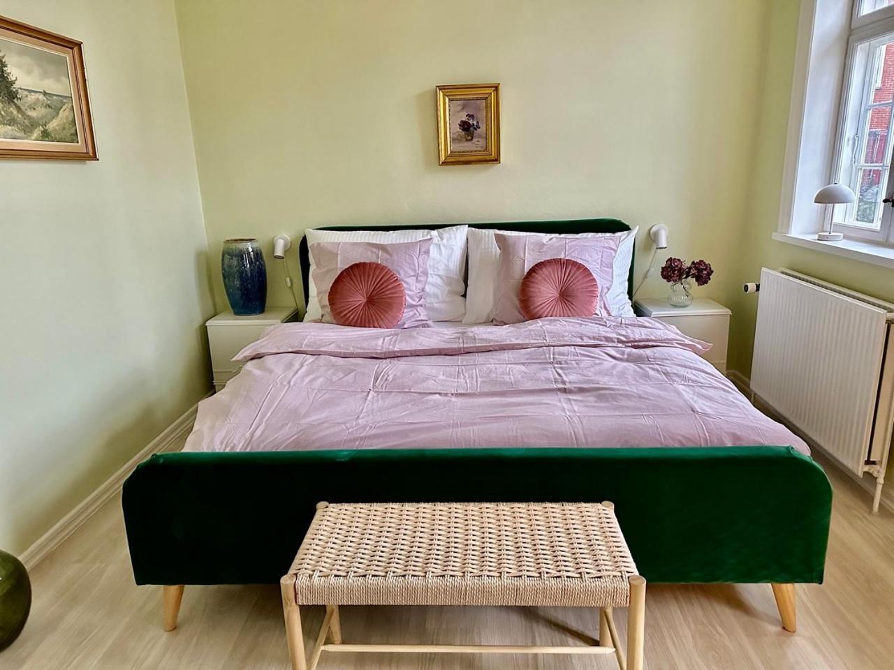 Hirtshals Gamle Station Bed and Breakfast Exteriör bild